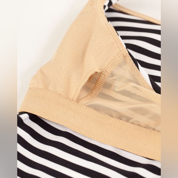 Lululemon Free To Be Tank Classic Stripe Black White Size 4 - Picture 5 of 15